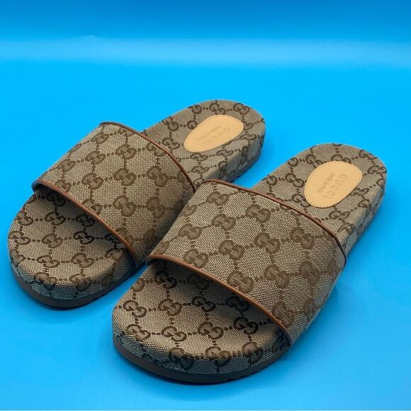 Gucci Beige Canvas Slide Sandals - Picture 4 of 5